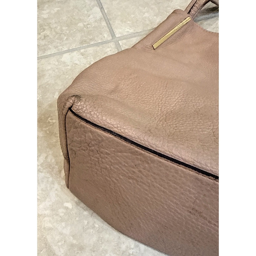 Vince Camuto Hobo Pebbled Leather Shoulder Handbag in Cameo Rose Blush Pink - Picture 9 of 13